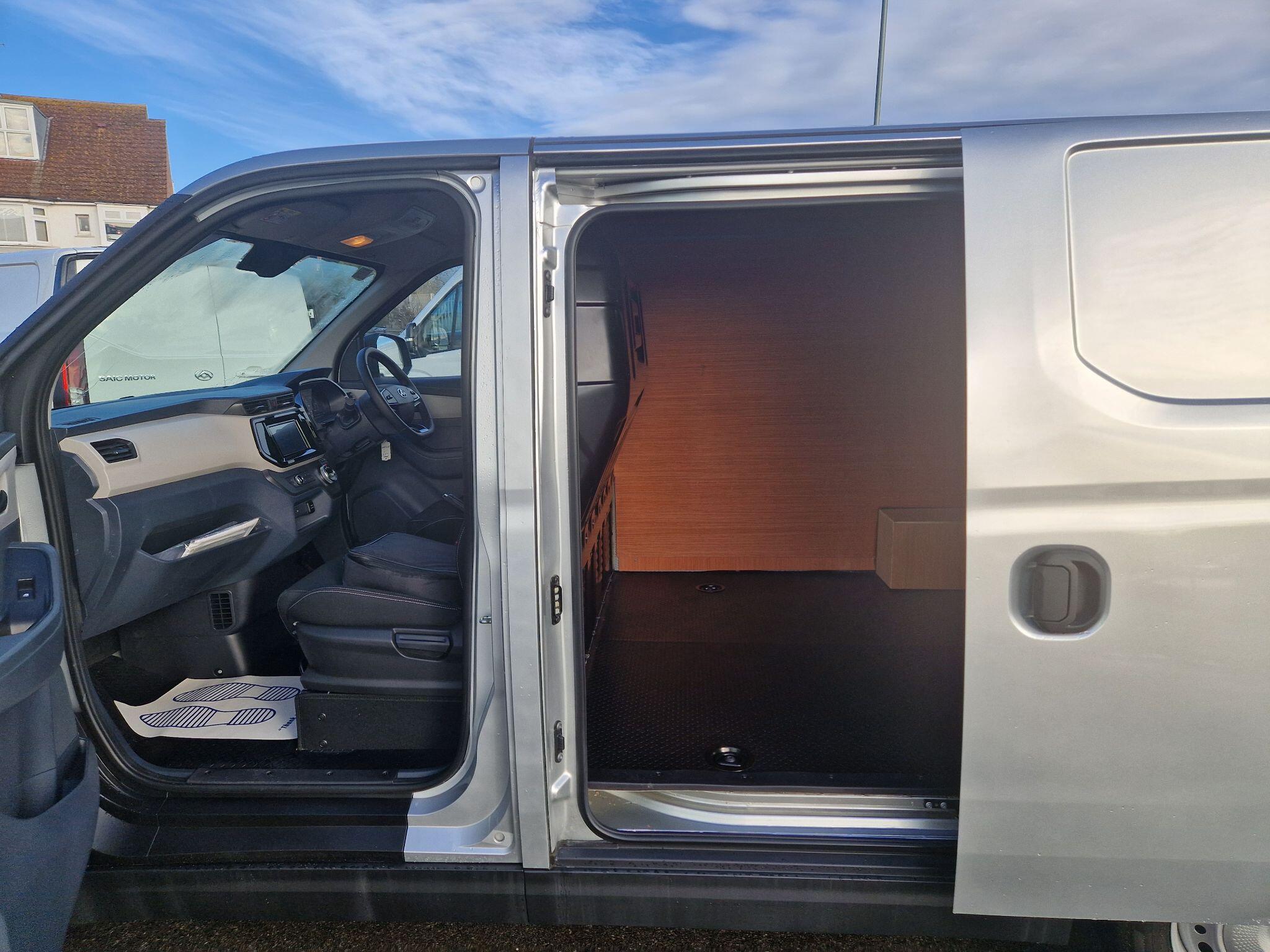 Maxus eDeliver 3 image 4